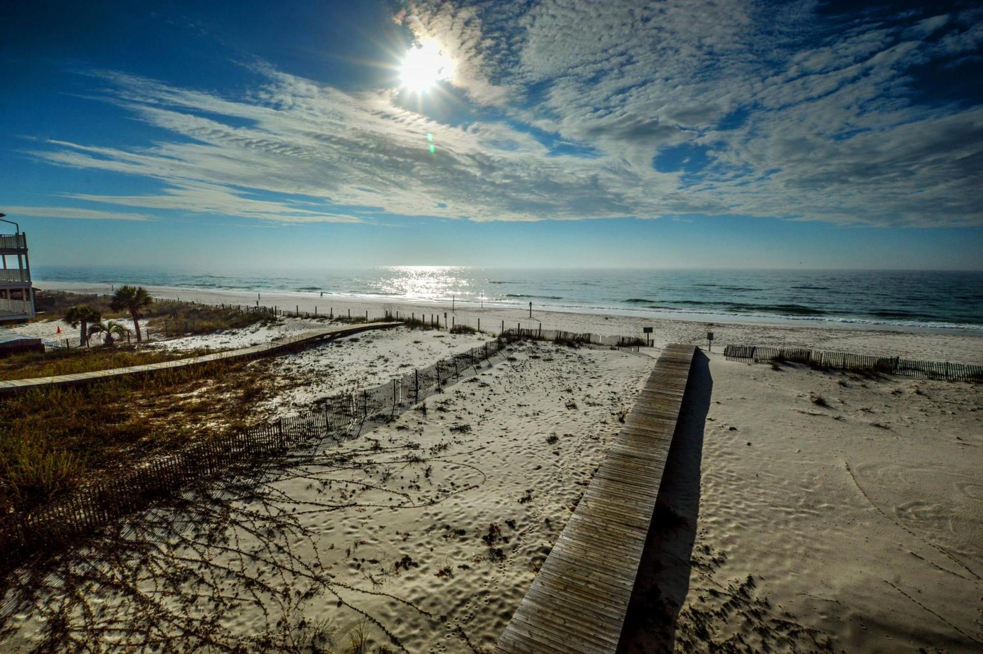 Beautiful 3 Bedroom Beachfront Condo กัลฟ์ชอร์ส ภายนอก รูปภาพ